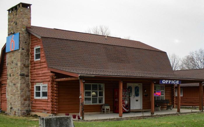 Motel 6 Shartlesville, PA