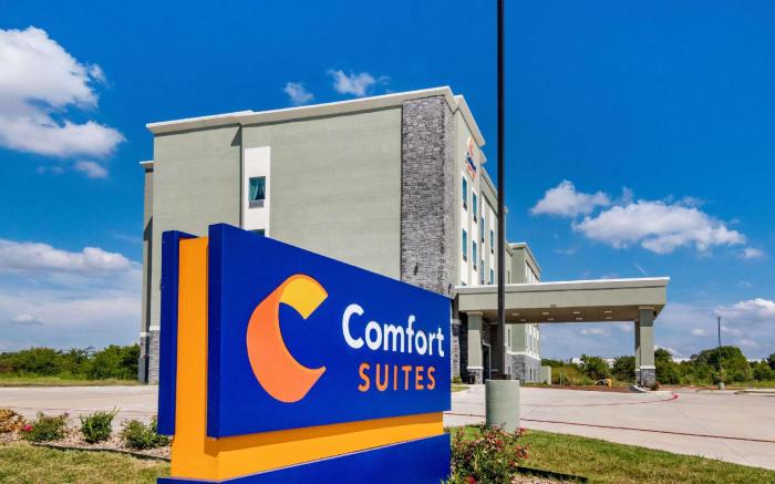 Comfort Suites DeSoto Dallas South