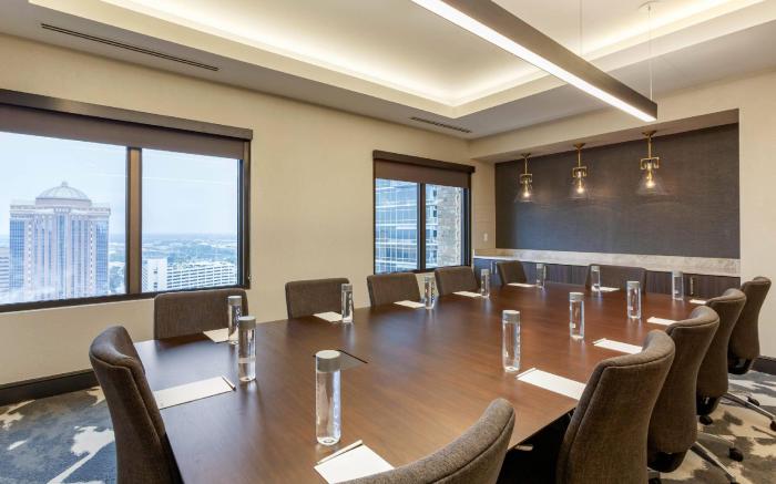 Cambria Hotel Houston Downtown Convention Center