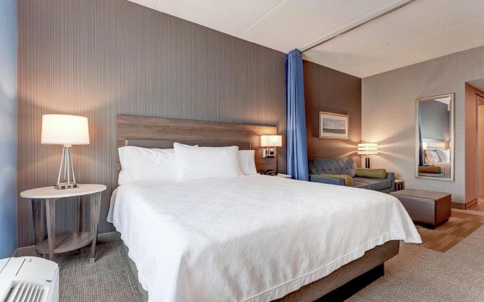 Home2 Suites by Hilton Toronto Brampton