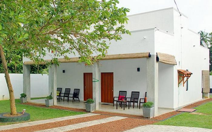 Avita Villa