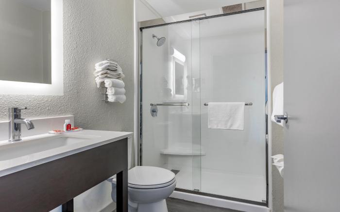 Greenville Pelham Inn By IHG