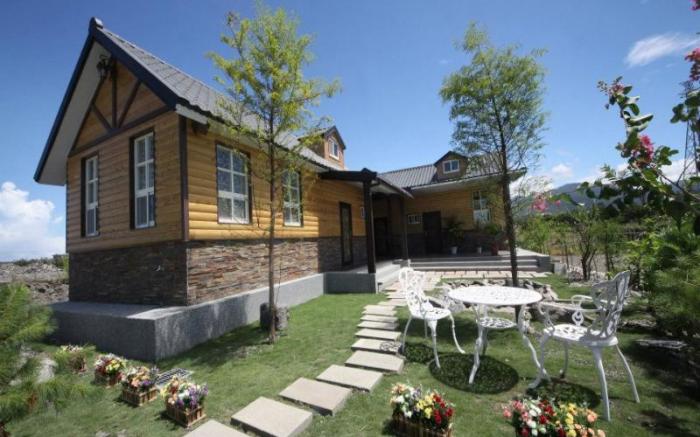 328 B&B – Private Cottage