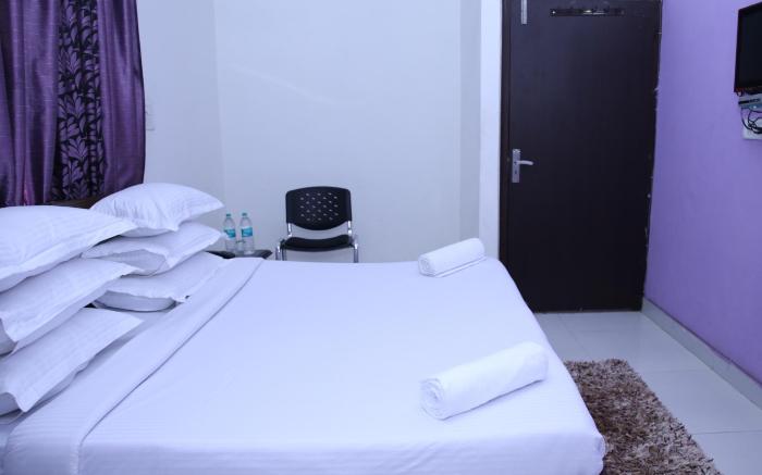 Hotel Airport Land