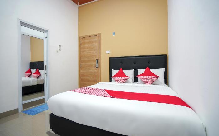 OYO 945 Mega Kost 2