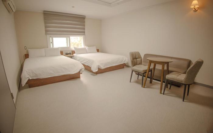 Jeju Trevi Hotel