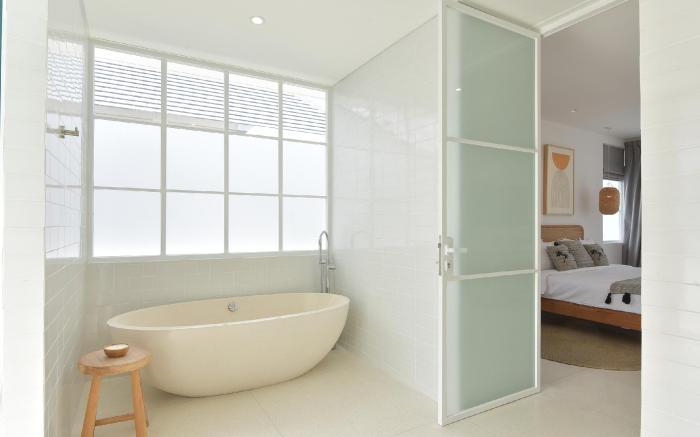 VILLA CRUZ  Luxury Villa close to FINNS BEACH CLUB