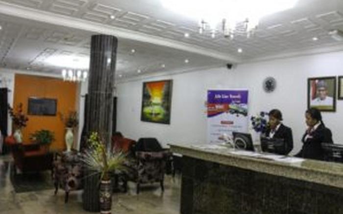 Sinoni Lodge