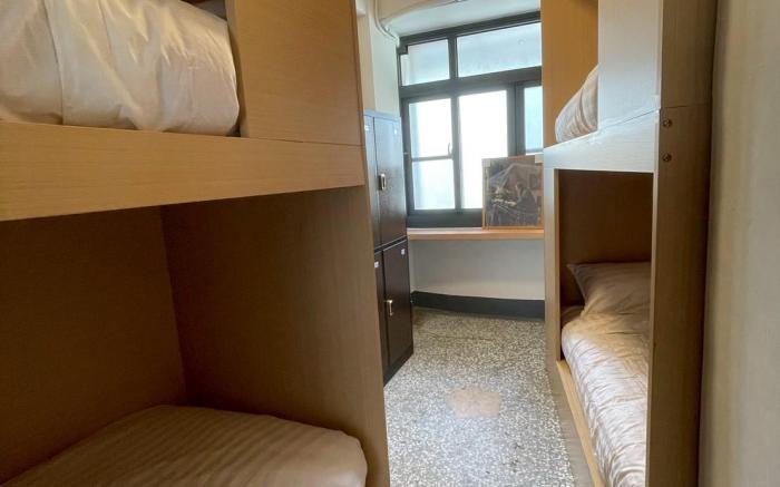 平方米1臥室 (東區) - 有5間私人浴室