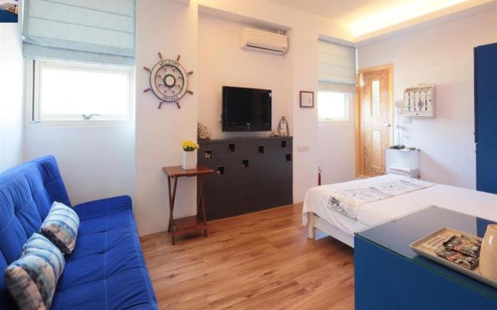 Happiness Yes Story B&B