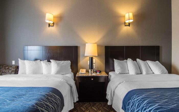 Comfort Inn & Suites