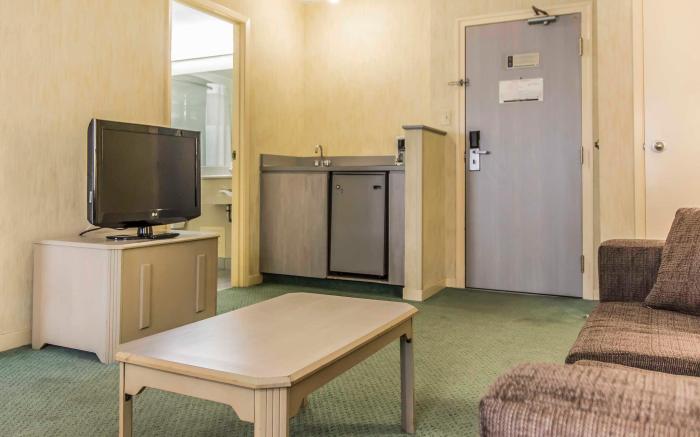 Quality Suites