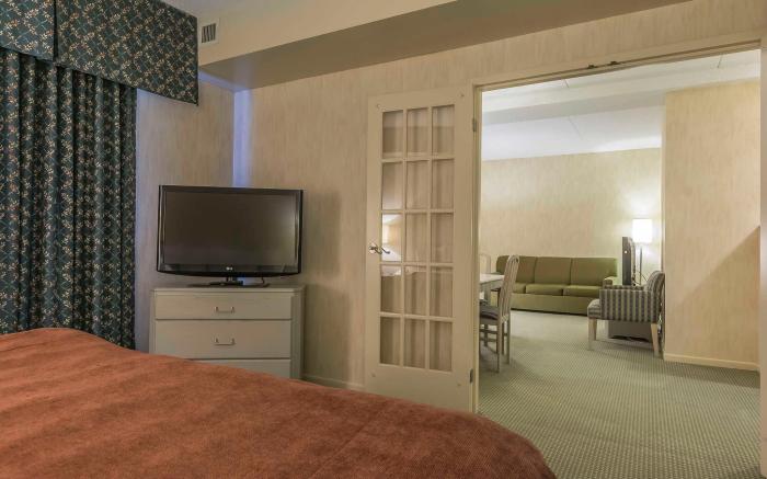 Quality Suites
