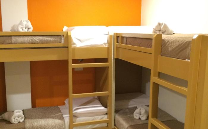 Stone House Hotel Pasay