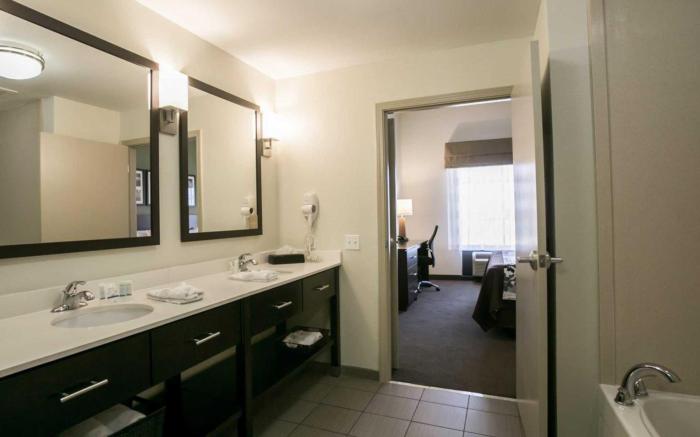 Sleep Inn & Suites