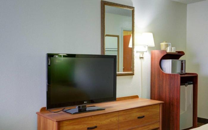 Quality Inn & Suites Airport