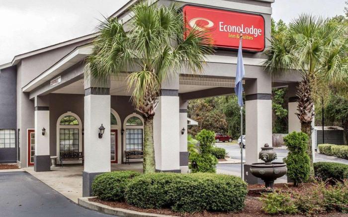 Econo Lodge Inn & Suites Cayce I-26 Airport