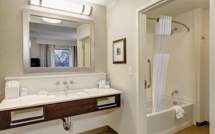 Hampton Inn & Suites Dallas/Plano-East