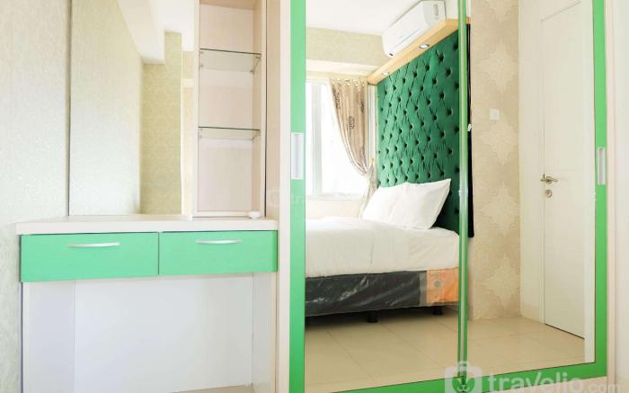 Simply 2BR with Pool View Bassura Apt By Travelio