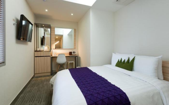Metro Hotel Myeongdong
