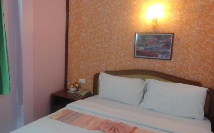 Thepparat Lodge Hotel