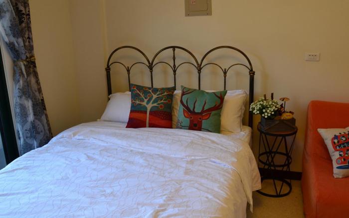 43&13 Room Store B&B