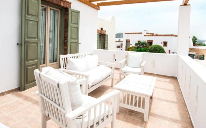 Porto Naxos Hotel
