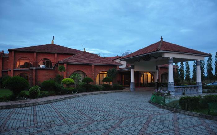 Hotel Lumbini Garden New Crystal 