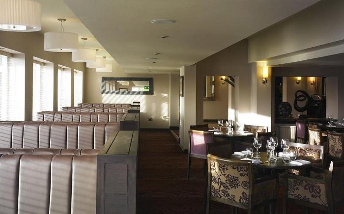 Manchester Airport Stanley Hotel by Belvilla