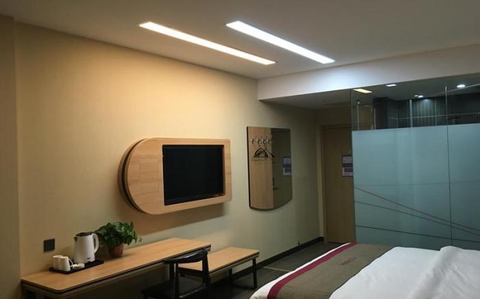 Thank Inn Plus Hotel Henan Sanmenxia Lingbao Changan Road