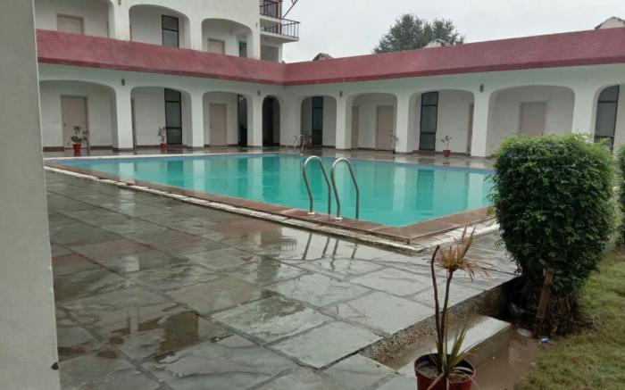 Estate Paradiso Gardens Jaipur