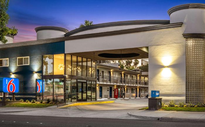 Motel 6 Anaheim, CA - Convention Center