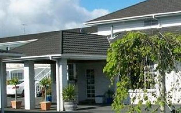 Boundary Court Motor Inn