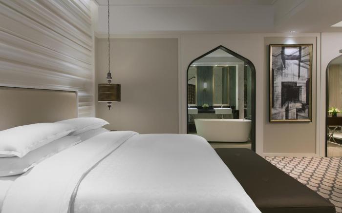 Sheraton Hyderabad Hotel