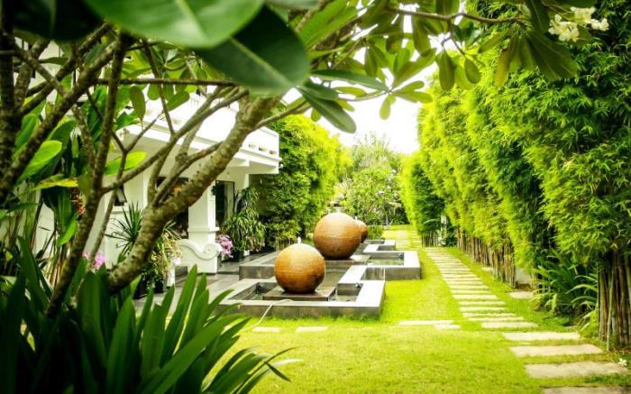 Palm Grove Resort