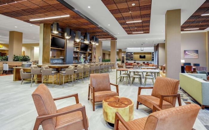 Embassy Suites by Hilton Jonesboro Red Wolf Convention Ctr