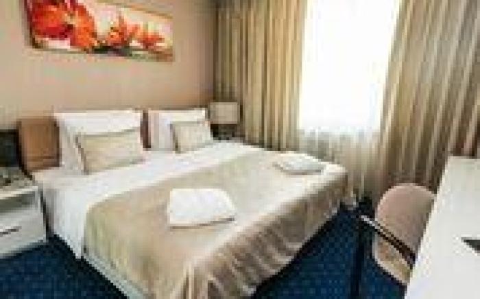 Hotel Holiday