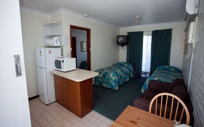 Batavia Apartments                                                                          
