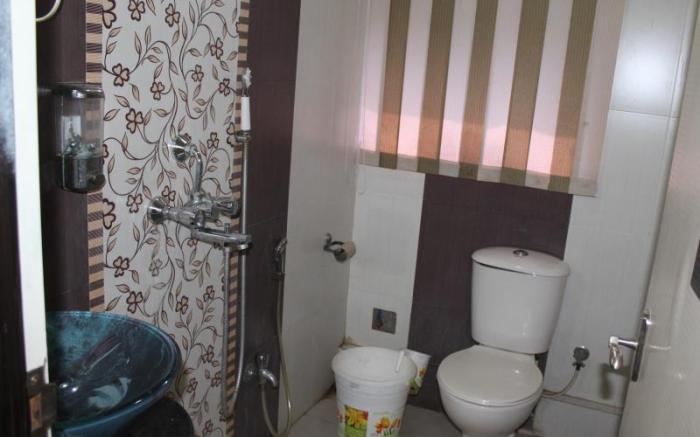 Transit Inn Guest House