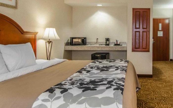 Sleep Inn & Suites Springdale West