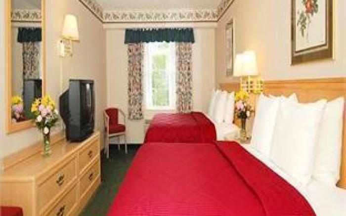 Comfort Inn & Suites Sturbridge-Brimfield