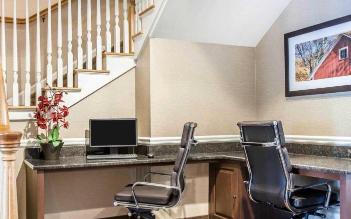 Comfort Inn & Suites Sturbridge-Brimfield