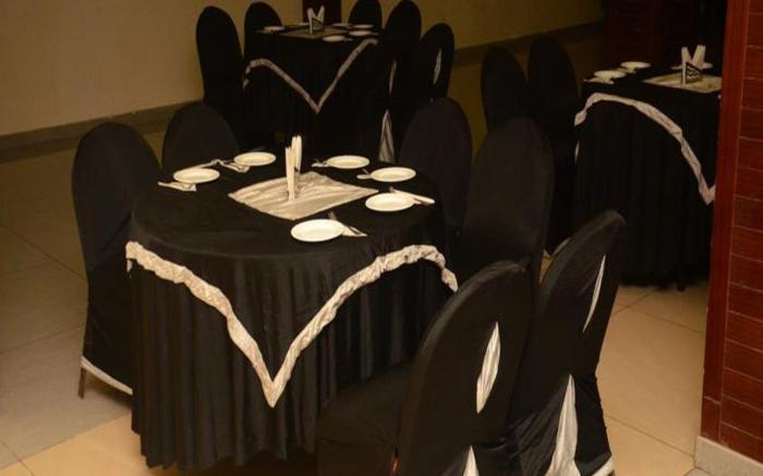 La Silver Leaf Hotel