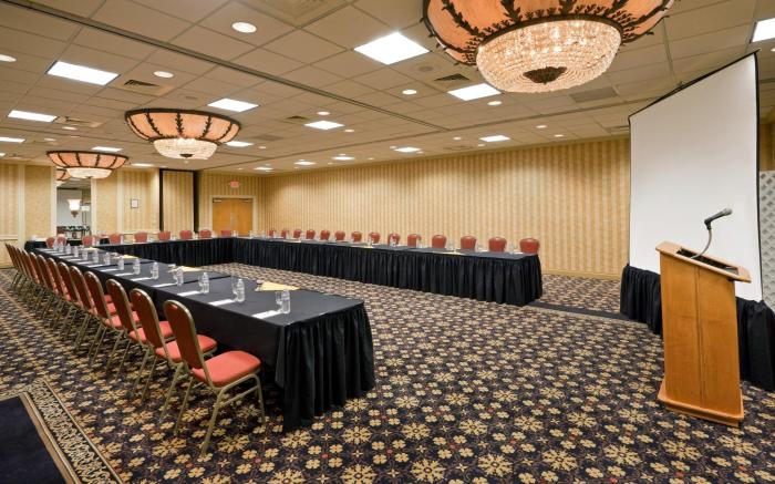 Holiday Inn South Plainfield-Piscataway By IHG