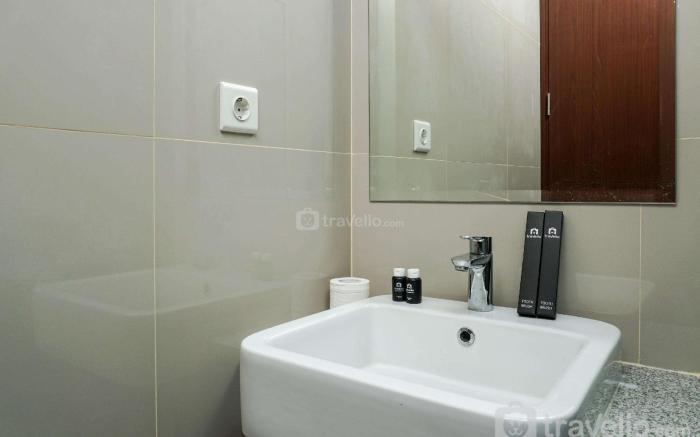 Fabulous 2BR Lucky Tower Apartment By Travelio