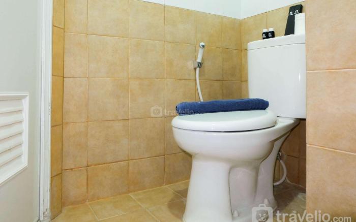 Comfortable Studio Green Pramuka City By Travelio