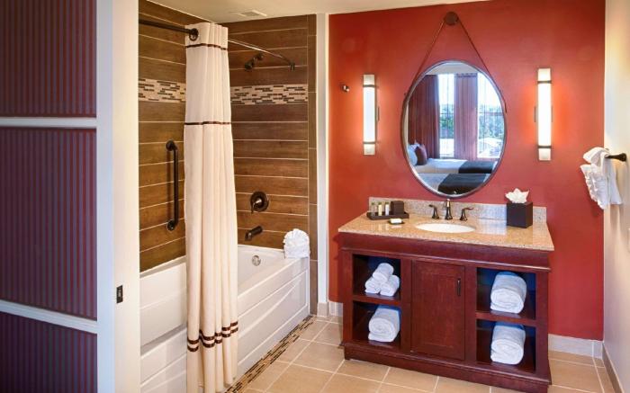The Emily Morgan Hotel - a DoubleTree by Hilton