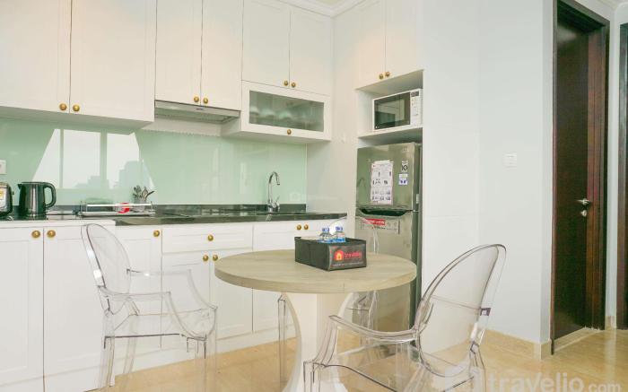 Lux 2BR with Private Lift Menteng Park By Travelio