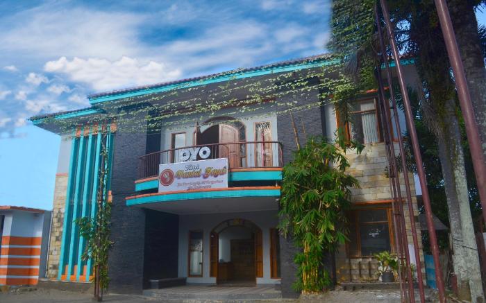 Super OYO 1240 Hotel Pantai Jaya