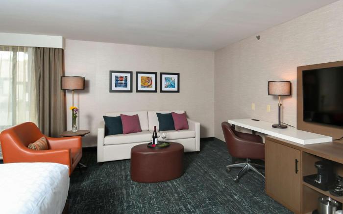 Clarion Inn